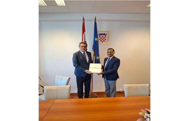 On 18th July 2025, Ambassador of India to Croatia H.E. Mr. Arun Goel met H.E. Mr. Radovan Fuchs Minister of Science and Education of the Republic of Croatia. During the meeting, both sides discussed avenues for strengthening bilateral cooperation in the field of education. Including academic exchanges, institutional partnerships, and opportunities and opportunities for promoting Indian culture through educational platforms.