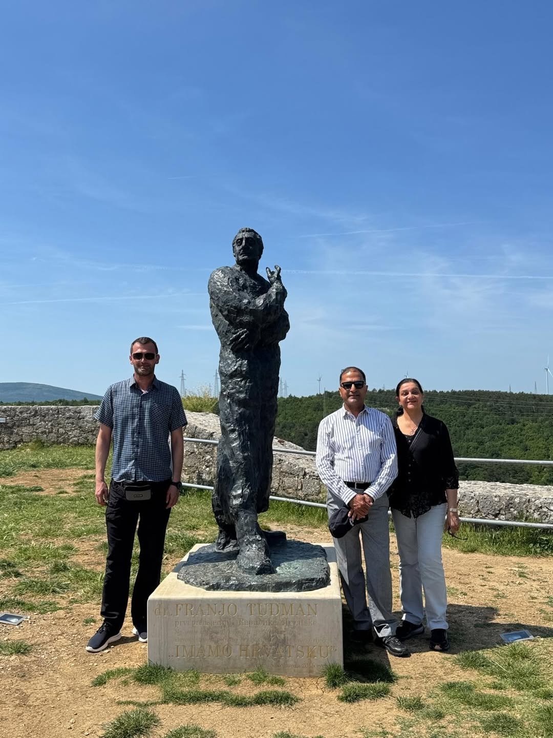 H.E. Arun Goel, Ambassador of India to Croatia, visited the historic city of Knin on 25 May 2026, underscoring the importance of cultural exchange and mutual understanding between India and Croatia. During the visit, H.E. toured the iconic Knin Fortress, one of Croatia’s most significant historical landmarks and a symbol of the country’s rich heritage and statehood. The Ambassador also visited the Knin City Museum, where he met with the Museum Director, Mr. Goran Mrnjavac, and exchanged views on the importance of preserving cultural and historical legacy for future generations.