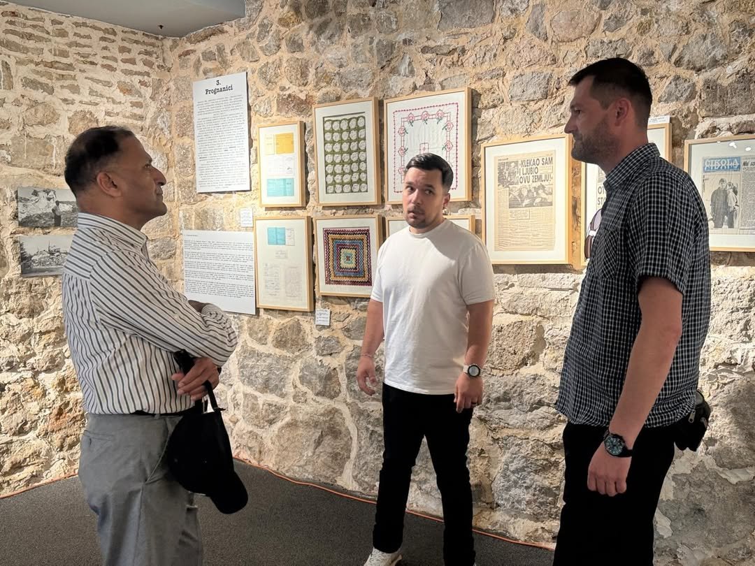 H.E. Arun Goel, Ambassador of India to Croatia, visited the historic city of Knin on 25 May 2026, underscoring the importance of cultural exchange and mutual understanding between India and Croatia. During the visit, H.E. toured the iconic Knin Fortress, one of Croatia’s most significant historical landmarks and a symbol of the country’s rich heritage and statehood. The Ambassador also visited the Knin City Museum, where he met with the Museum Director, Mr. Goran Mrnjavac, and exchanged views on the importance of preserving cultural and historical legacy for future generations.