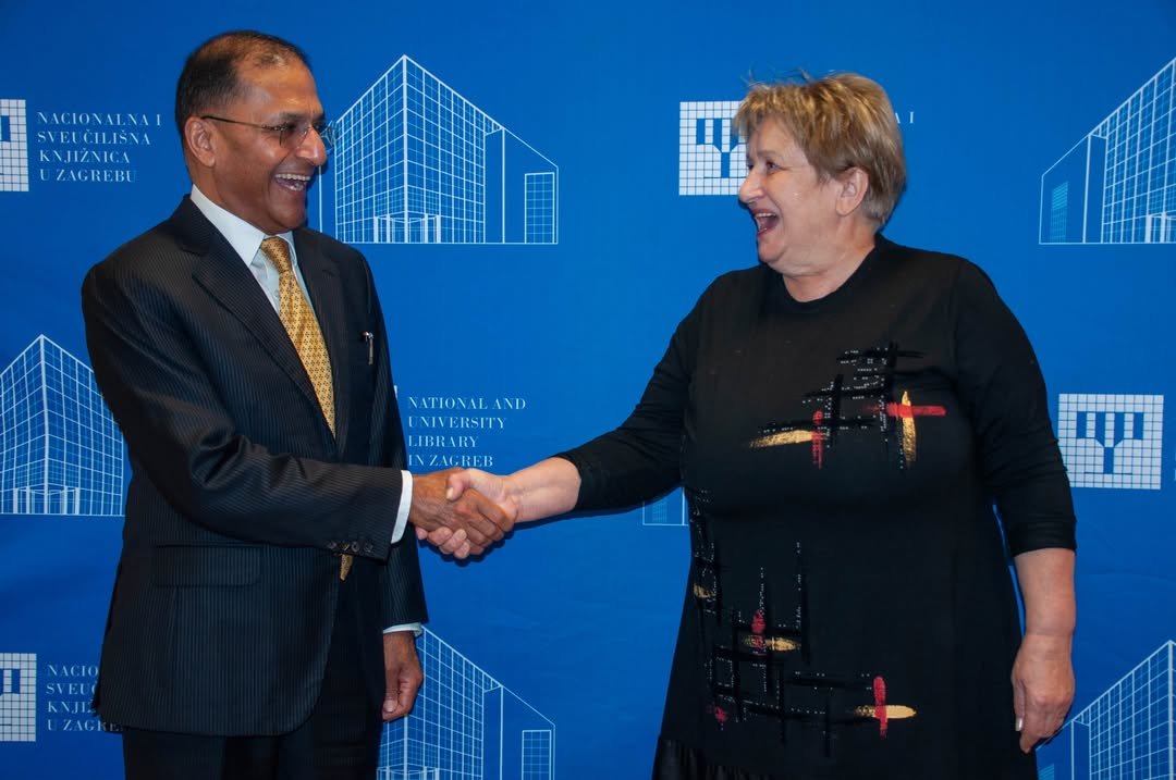 His Excellency Arun Goel visited the National and University Library in Zagreb, where he met with Director General Ivanka Stričević.   On this occasion, a valuable donation of books on India was presented, further strengthening cultural ties between the two countries.   During a guided tour of the Library, His Excellency was introduced to some of its most treasured collections, including the first printed Sanskrit grammar by Vezdin – a remarkable symbol of the long-standing cultural connections between Croatia and India.