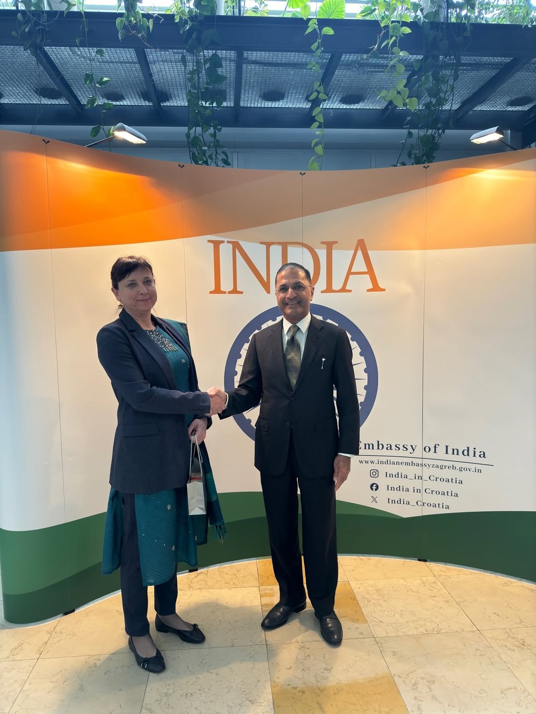 ITEC Day, organized in collaboration with the University of Zagreb Faculty of Agriculture, brought together distinguished speakers and guests to highlight opportunities for professional development through training, scholarships, and international exchange between India and Croatia.   The event opened with welcome remarks by Prof. Aleksandar Mešić, PhD, Dean of the Faculty of Agriculture, followed by remarks from H.E. Arun Goel, Ambassador of India to Croatia.