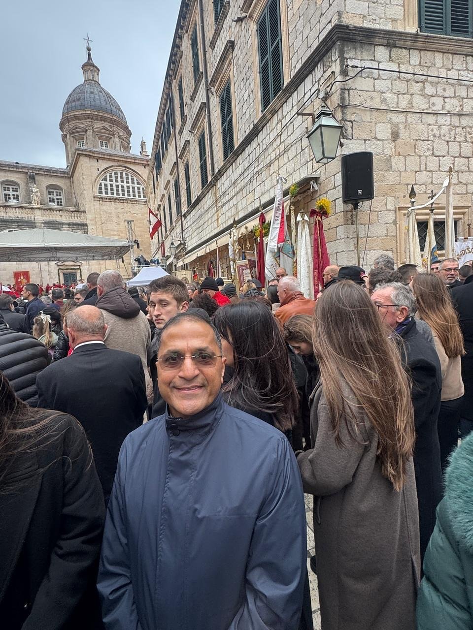 The beauty of Dubrovnik shone even brighter this year in honor of St. Blaise. This year’s festivities were joined by H.E. Arun Goel, Ambassador of India to Croatia, who took part in this unique celebration of Dubrovnik’s tradition, faith, and identity. The event highlighted the historical and cultural ties between Dubrovnik and Goa, reflecting centuries of shared influence between India and Croatia. During the celebration, Ambassador Goel also had an engaging discussion with the Friends of India in Dubrovnik, strengthening the bonds of friendship and cultural exchange between the two countries.