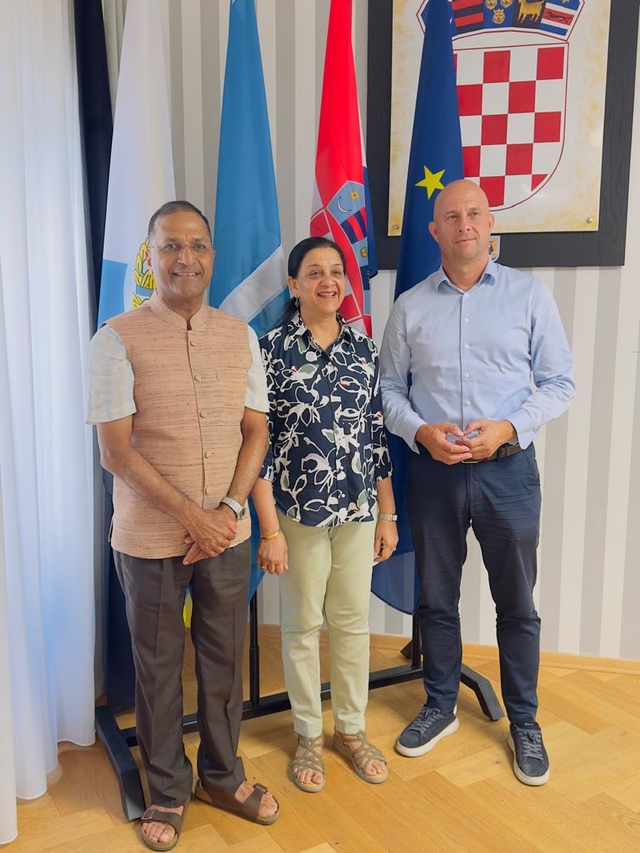 H.E. Mr. Arun Goel held a meeting with the Mayor of Rab, Mr. Nikola Grgurić.