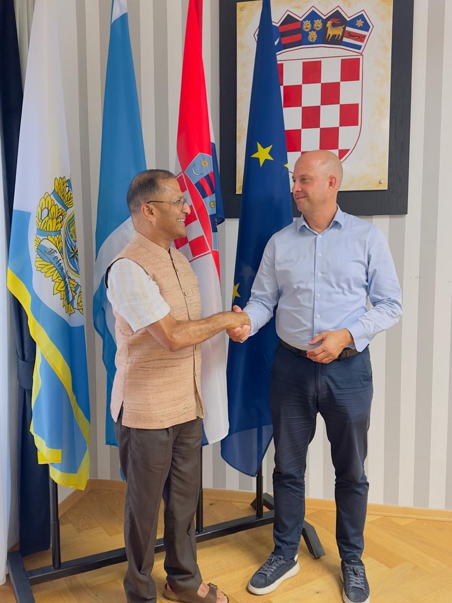 H.E. Mr. Arun Goel held a meeting with the Mayor of Rab, Mr. Nikola Grgurić.