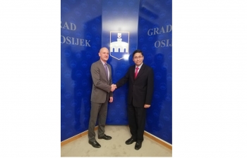 Ambassador Arindam Bagchi met with the Deputy Mayor of City of Osijek Mr. Boris Pilizota on 10 December 2019.