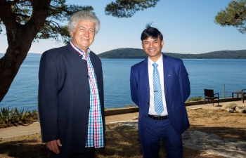 H.E. Ambassador Raj Kumar Srivastava met with world famous scientist Mr. Miroslav Radman at the Mediterran Institute for Life Science in Split and exchanged ideas of potential R&D cooperation in life sciences between India and Croatia