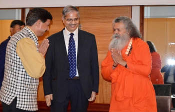 Coincidentally the presence of Mahamandaleshwar Paramhans Swami Maheshwarananda of Yoga in Daily Life in Zagreb resulted in a surprise Keynote Speech during the last day of the 1st International Ayurveda & Yoga Conference in Croatia.